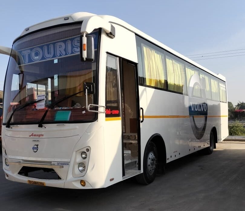 49 Seater Aircondition Buses on Rental